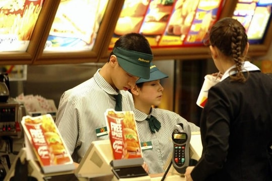 Đề xuất sinh viên làm thêm tối đa 24 giờ mỗi tuần