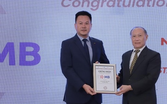 MB được vinh danh "Ngân hàng Việt Nam tiêu biểu 2024"
