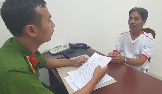 U70 uống hơn nửa lít rượu rồi đâm vợ tử vong