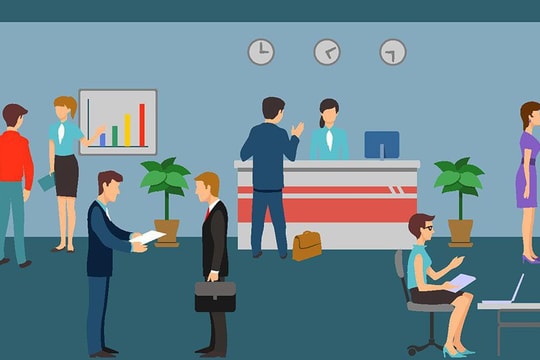 Dịch vụ của các ngân hàng: Techcombank 'kiếm bộn', MB áp sát Vietcombank