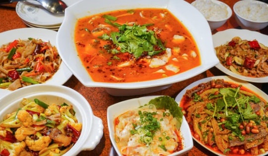 Tiết lộ thực đơn của thanh niên trẻ mắc ung thư trực tràng, bất ngờ vì món khoái khẩu nhiều người Việt ưa thích