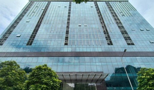 Quận Ba Đình tiếp tục 'đòi nợ' tiền cắt ngọn nhà 8B Lê Trực