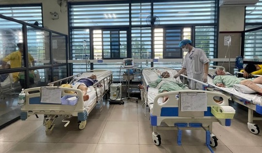 Liên tiếp 2 người đàn ông ở Lạng Sơn nhập viện sau khi cùng nhau uống rượu