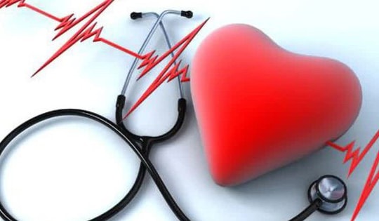 Nhịp tim nhanh hay chậm, trường hợp nào nguy hiểm hơn?