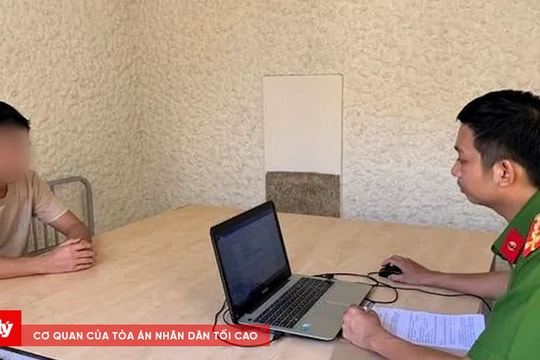 Đang uống cà phê người đàn ông bất ngờ bị đâm trọng thương