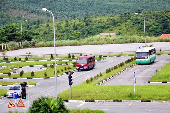 Quy định đối tượng đào tạo để nâng hạng giấy phép lái xe