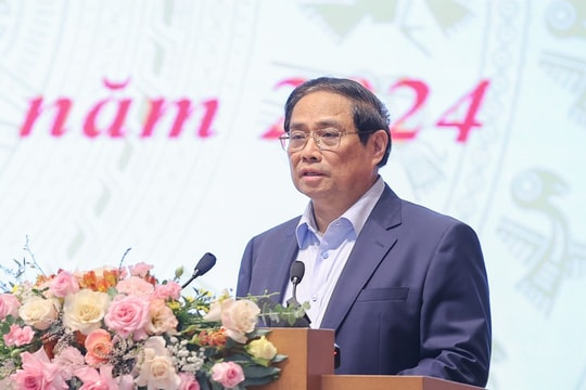 Thủ tướng chỉ đạo tập trung tháo gỡ vướng mắc trong các luật về đầu tư, quy hoạch, ngân sách,...