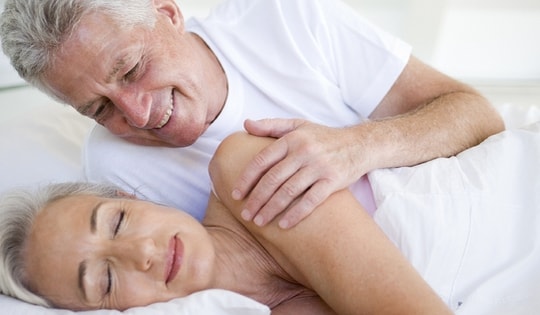 Thủ dâm ở người cao tuổi có bình thường không?