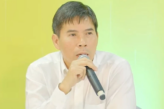 Ông Nguyễn Đức Tài báo tin vui cho cổ đông Thế Giới Di Động sau khi vốn hóa vượt 100.000 tỷ: Doanh thu tháng 7 tiếp tục tăng, dự báo năm 2025 sẽ thuận lợi hơn nữa