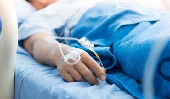 Người đàn ông bị nhồi máu cơ tim khi chơi cầu lông thừa nhận một sai lầm nhiều người Việt mắc phải