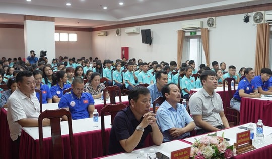 Quỹ Phát triển Tài năng Việt tài trợ khóa học dinh dưỡng cho các VĐV