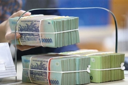 Lãi suất huy động bất ngờ đảo chiều, gửi tiền ở đâu để nhận lãi cao?