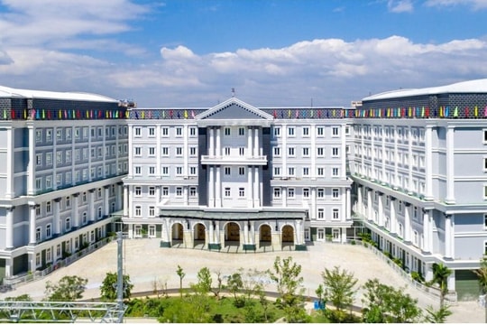 Trường quốc tế có học phí lên đến 725 triệu/năm phải cho học sinh nghỉ học vì 95% giáo viên không đi dạy: Không đủ điều kiện hoạt động trở lại kịp cho năm học 2024 – 2025