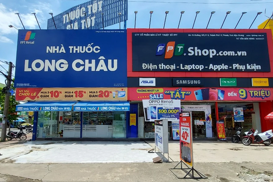 Long Châu lãi to, cổ phiếu FPT Retail lập đỉnh lịch sử mới, vốn hóa chạm ngưỡng 1 tỷ USD