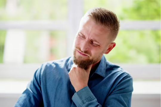 Triệu chứng của bệnh ung thư chết người, bạn có thể phát hiện khi đang ăn