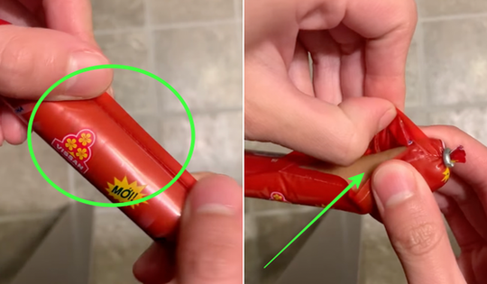 Mẹo bóc xúc xích ăn liền không cần dao kéo: 3 giây là xử lý xong, ai cũng có thể làm được