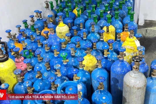 Phát hiện kho khí cười chuyên cung cấp cho các khu vui chơi, giải trí