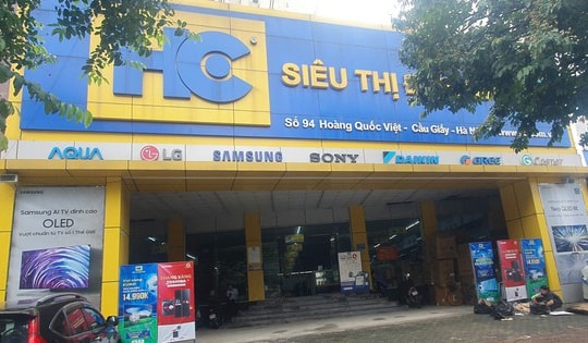Vi phạm PCCC, siêu thị điện máy HC ở Hà Nội vẫn ngang nhiên mở cửa đón khách đến mua sắm