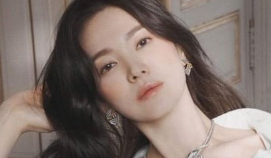 Kiểu tóc mái nào phù hợp với những cô nàng có khuôn mặt tròn?