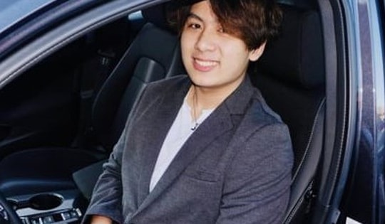 Bằng Kiều tặng con trai xe hơi nhân dịp sinh nhật