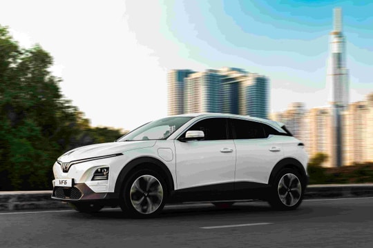 Vượt trội về trang bị và chính sách bán hàng, VF 6 áp đảo trong phân khúc B-SUV