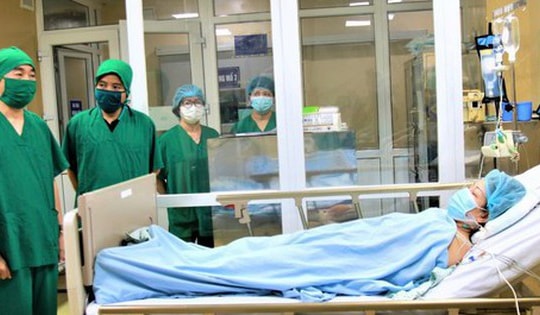 Sau ghép thận từ người chết não hiến tạng tại Hà Nội, 2 bệnh nhân đã tỉnh táo