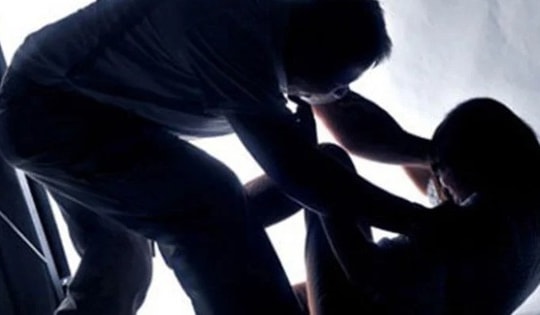 Vụ bé gái 13 tuổi mang thai ở Gia Lai: Tạm giữ cha dượng