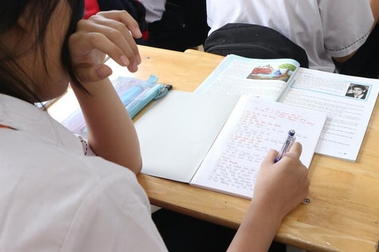 Sẽ không còn quy định học sinh phải viết đơn xin học thêm?