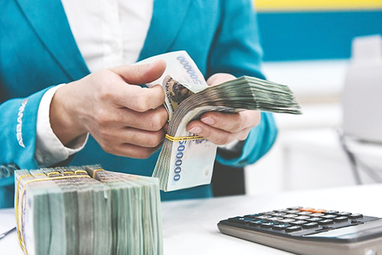 VNDirect: Tỷ giá và lạm phát hạ nhiệt mở đường cho chính sách tiền tệ linh hoạt hơn