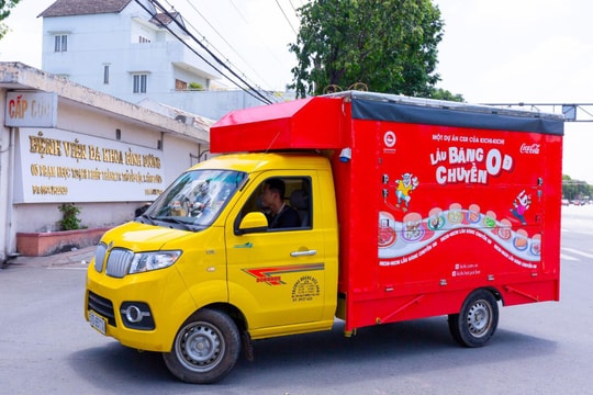 Hành trình nhân ái "Lẩu băng chuyền 0 đồng" Kichi-Kichi mang bữa ăn tới các điểm