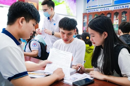 Gia hạn xác nhận nhập học đại học, cao đẳng