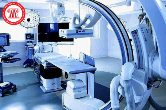 Cơ sở khám bệnh, chữa bệnh có thể lựa chọn nhà thầu cung cấp hóa chất, vật tư xét nghiệm, thiết bị y tế theo cách thức nào?