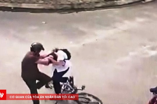 Chặn xe đánh học sinh lớp 9, gây thương tích