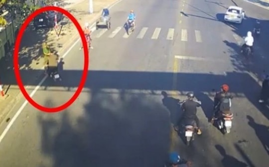 Thanh niên dùng môtô tông đại úy công an hôn mê bị điều tra tội giết người