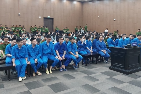 Hà Nội: Tuyên án 135 bị cáo trong đường dây cho vay lãi nặng, ghép ảnh đồi trụy để đòi nợ