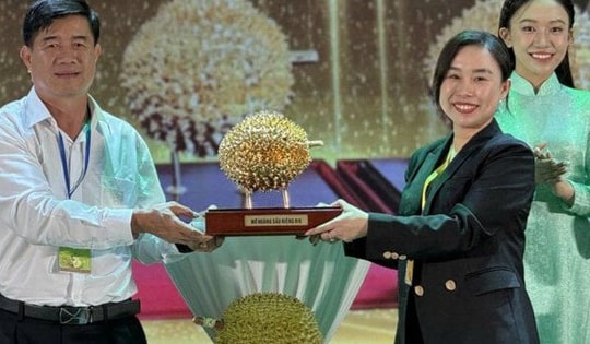 Nữ doanh nhân chi 1,4 tỷ đồng mua 1 quả sầu riêng ở Đắk Lắk