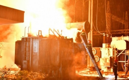 Thông tin mới vụ trạm biến áp cháy dữ dội làm 100.000 người bị ảnh hưởng