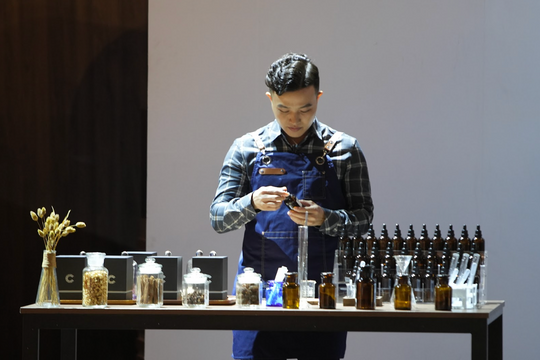 Lợi nhuận ‘bất động’ suốt 2 năm, startup nước hoa gọi vốn với tham vọng chiếm 5% thị trường Việt Nam, muốn làm cả nước hoa cho thú cưng mượt lông