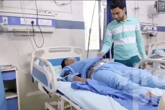 Nam thanh niên nuốt cả chìa khóa, bấm móng tay và ca phẫu thuật khiến bác sĩ sốc