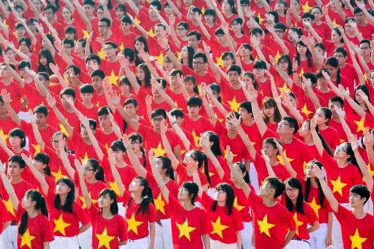 Quan tâm giáo dục học sinh, sinh viên về lòng yêu nước, lòng tự hào, tự tôn dân tộc