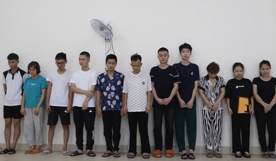 Công an Nghệ An triệt phá ổ nhóm đánh bạc hơn 10 triệu USDT, thu giữ nhiều siêu xe