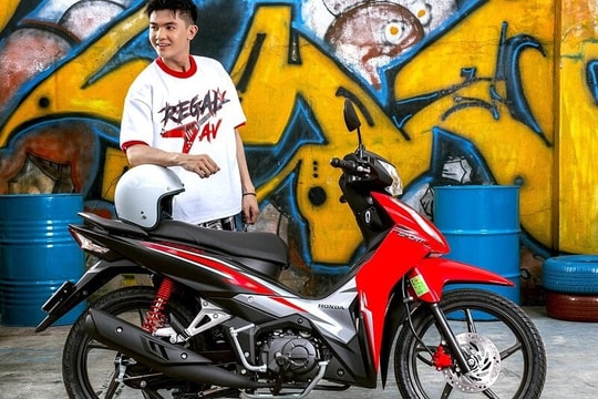 Bảng giá xe máy Wave RSX FI 110 mới nhất tháng 9/2024