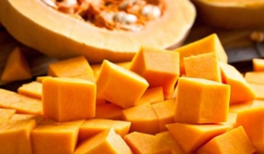 Bí đỏ cực bổ dưỡng nhưng những người này không nên ăn kẻo 'gậy ông đập lưng ông'