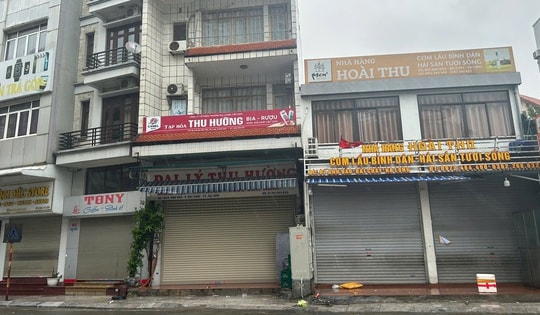 Quảng Ninh mưa lớn, gió giật mạnh, hàng quán đóng cửa ứng phó bão Yagi