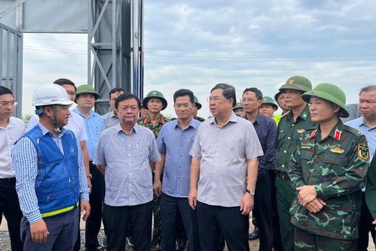 Tuyệt đối không được chủ quan, lơ là; sẵn sàng ứng phó với mọi tình huống khẩn cấp