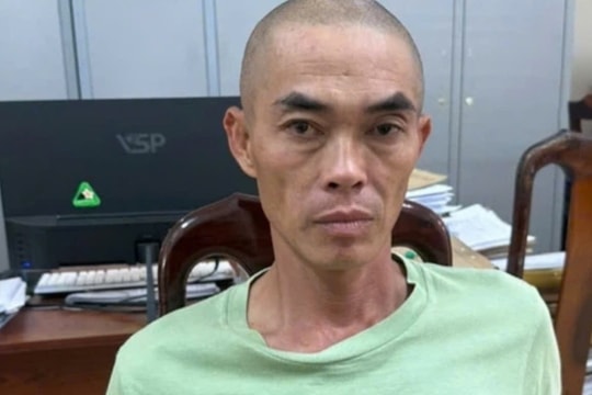 Đối tượng cướp giật 430 tờ vé số của cụ bà sẽ đối diện mức án nào?