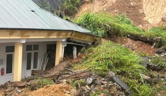 Bão số 3 và mưa lũ khiến 23 người chết, 3 người mất tích