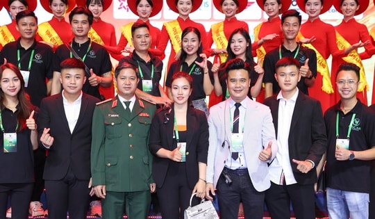 Đạo diễn Mai Thanh Tùng: Tiếp tục tỏa sáng với ‘Vinh quang thầm lặng 2024’