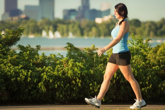 Tập thể dục 4 phút mỗi ngày giảm nguy cơ ung thư