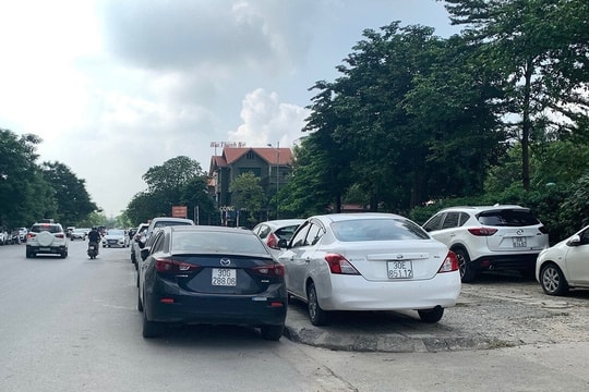 Đỗ xe ở lối rẽ bị phạt thế nào?